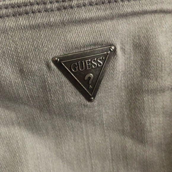 VintageGuess Light Gray jeans with fringe bottom-27” by 32” like new shape - Picture 7 of 11